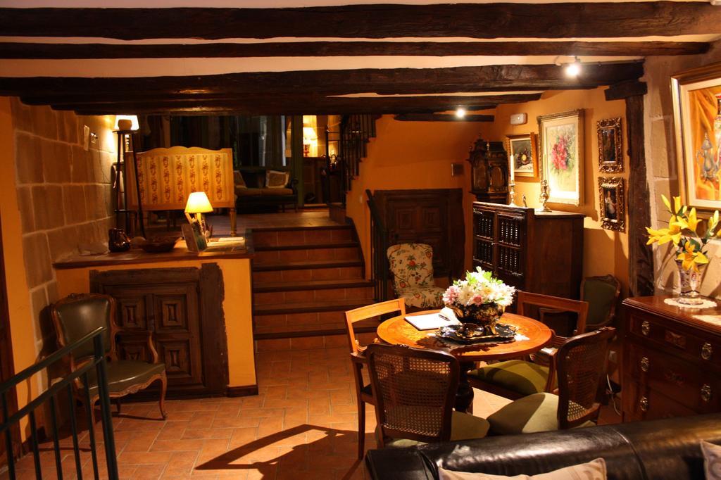 La Casa De Sebastian Vendégház Valderrobres Kültér fotó